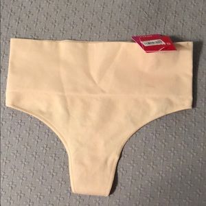 NWT Spanx thong size small